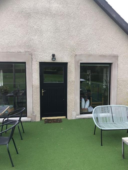 Adorable One Bedroom Apartment With Balcony Newtownards Exterior foto