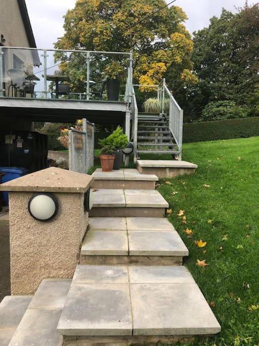 Adorable One Bedroom Apartment With Balcony Newtownards Exterior foto
